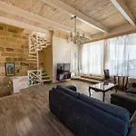4 Bedroom With Private Pool
