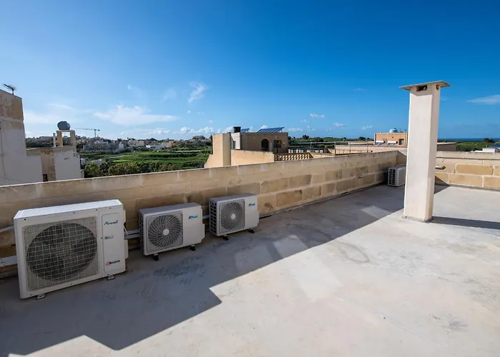 4 Bedroom With Private Pool