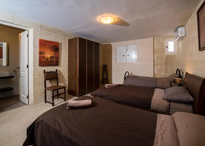 Holiday home 4 Bedroom With Private Pool